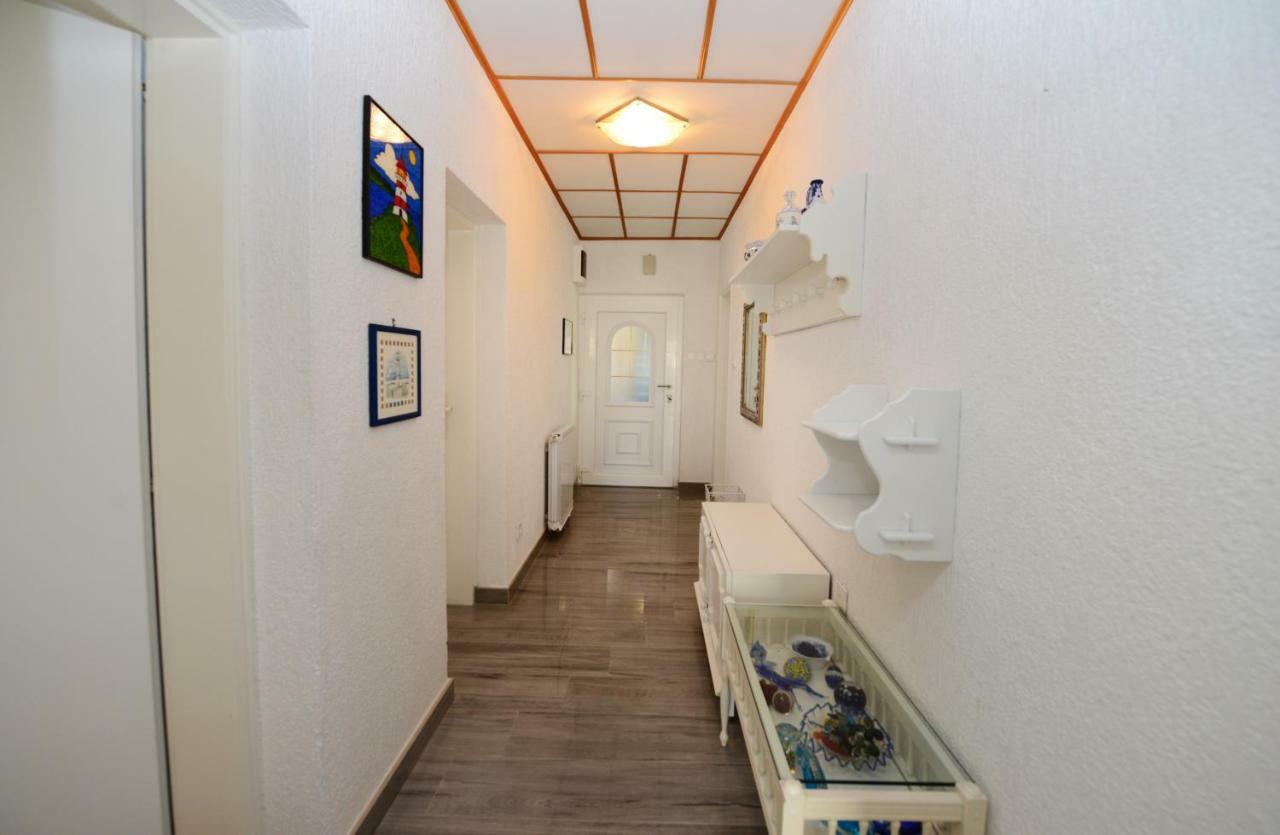 Apartments Nela Пореч Екстериор снимка