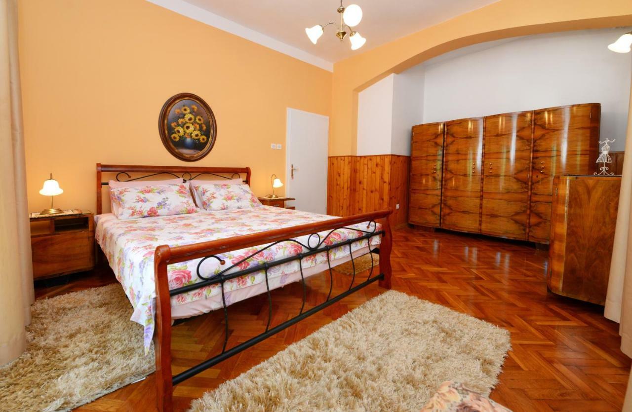 Apartments Nela Пореч Екстериор снимка