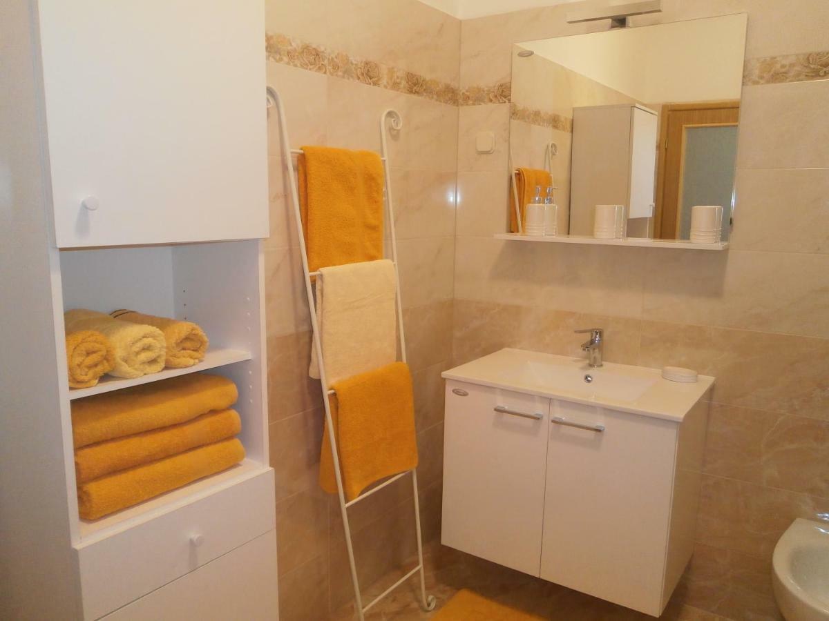 Apartments Nela Пореч Екстериор снимка